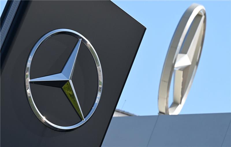 Mercedes verwirft ursprünglichen Plan zur Elektro-Offensive Mercedes will bis in die 2030er-Jahre hinein sowohl Elektroantriebe als auch Verbrenner produzieren.