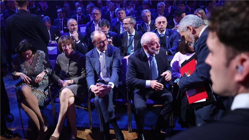 Merz (l) und Lula in der ersten Reihe bei der Eröffnung der Hannover Messe: Brasilien ist erneut Partnerland – wie schon 1980, als es das erste überhaupt war.