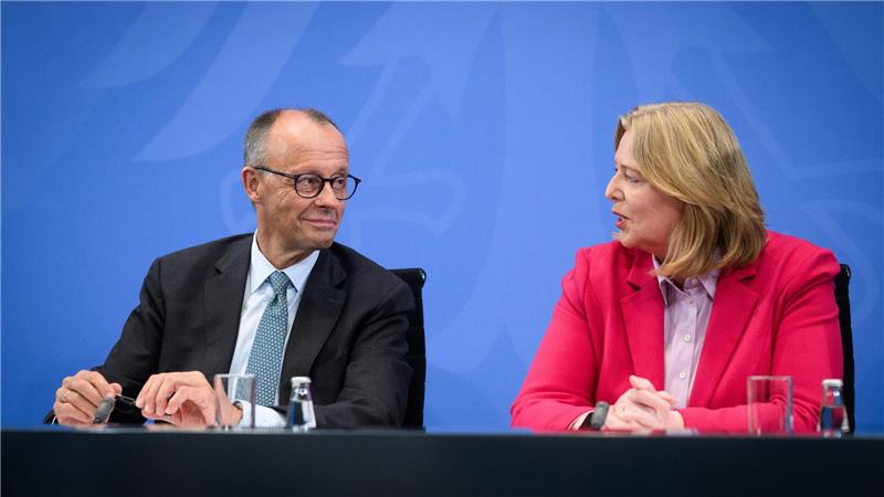 Union und SPD geloben Besserung Merz und Bas haben sich nach den Auseinandersetzungen der letzten Tage versöhnt.