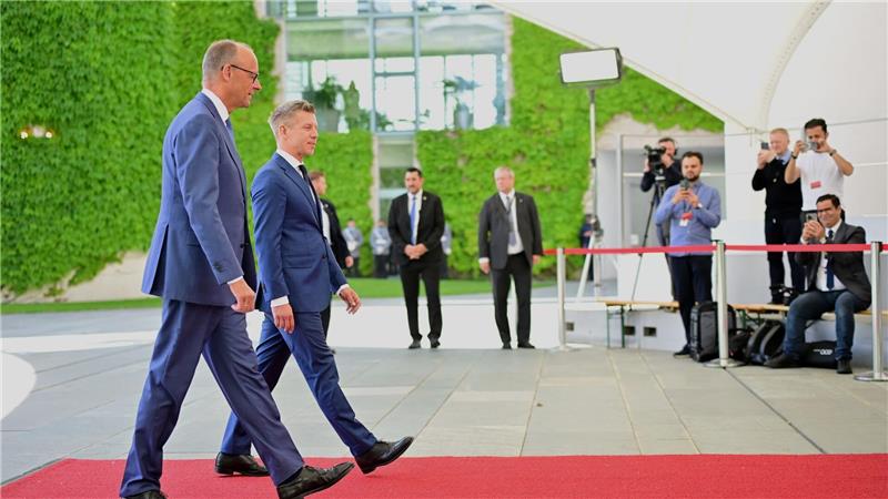 Merz und Magyar wollen nach 16 Jahren neue Wege in den deutsch-ungarischen Beziehungen beschreiten. 