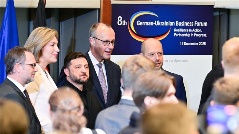 Merz und Selenskyj wollten nach dem des deutsch-ukrainischen Wirtschaftsforums im Kanzleramt vor die Presse treten und dann ihr Gespräch führen.