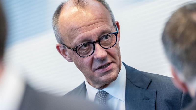 Merz weist die SPD-Vorwürfe erneut zurück.