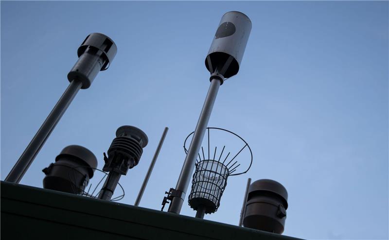 Artenvielfalt: Messstationen für Luftqualität liefern Daten Messstationen zur Überwachung der Luftqualität könnten entscheidend dazu beitragen, den Zustand der globalen Artenvielfalt zu dokumentieren.