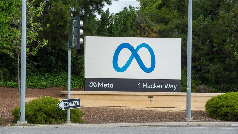 Meta-Chef Mark Zuckerberg setzt viele Milliarden auf die KI-Karte. (Archivbild)