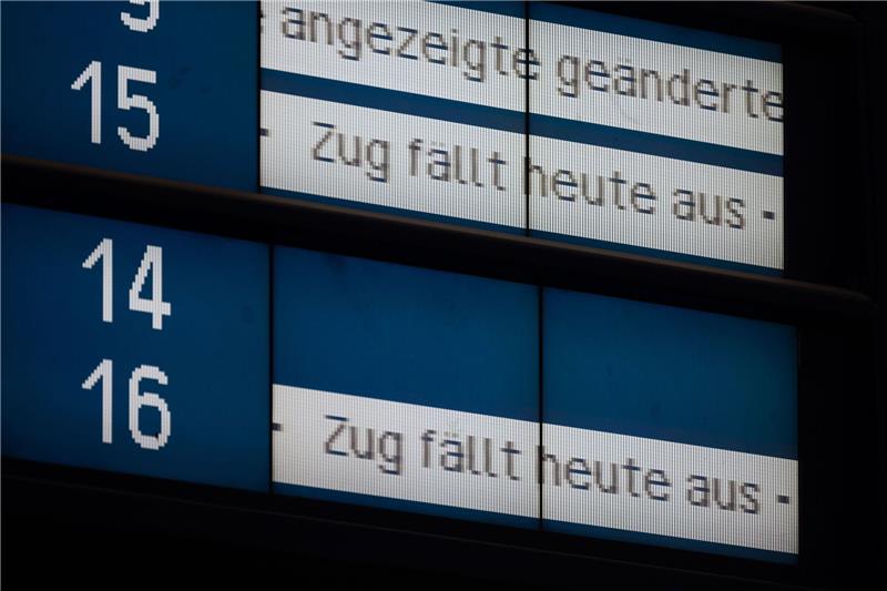 Metalldiebe schlugen bei der Bahn rund 450 Mal zu Metalldiebe haben am Morgen für Zugausfälle gesorgt (Symbolbild).
