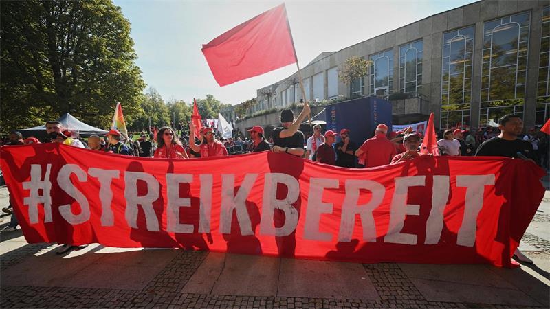 Metaller wollen fünf Prozent mehr Geld (Foto aktuell). 