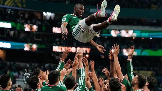 Mexikos Team feiert einen berauschenden WM-Abend.