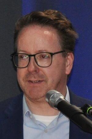 Goslarer CvD-Gymnasium entlässt seinen Premieren-Jahrgang Michael Conzen, Fachbereichsleiter für Bildung und Kultur beim Landkreis Goslar, will kein „verbeamteter Dementor“ sein.