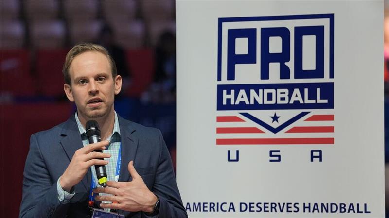 Kapverden oder USA: Muss der Handball „in die Diaspora“? Michael King will Handball in den USA groß machen.