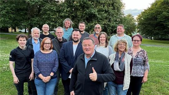 Michael Letter (vorn) zeigt sich zuversichtlich. Der Vorstand des SPD-Unterbezirks hat ihn als Bundestagskandidaten für den Wahlkreis 49 (Salzgitter-Wolfenbüttel) vorgeaschlagen.