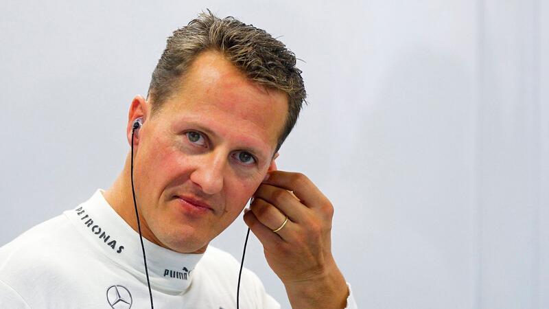 Erpresser wollten Millionen von Schumacher-Familie Michael Schumacher 2012 in Singapur. Kriminelle sollen versucht haben, die Familie des früheren Formel-1-Weltmeisters zu erpressen.