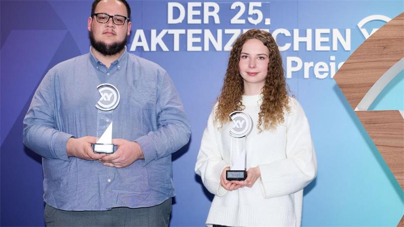 Hilferufe gehört, Angriff verhindert: XY-Preis für Helfer Michelle Kuhn und Marco Schwarzenberger aus Augsburg (Bayern) retteten eine überfallene Frau.