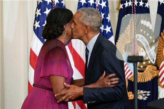 Michelle und Barack Obama sind seit 30 Jahren miteinander verheiratet.