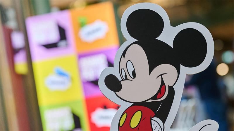 Jubel! Freu! „Micky-Maus“-Heft feiert 75 Jahre Micky Maus und Co. begeistern noch immer Generationen von Lesern.