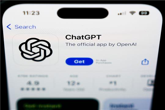 Microsoft war einen milliardenschweren Pakt mit OpenAI eingegangen, der Entwicklerfirma des populären Chatbots ChatGPT.