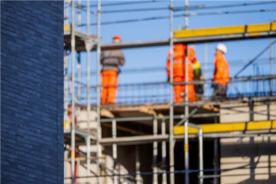 Mietwohnungen werden in Köln gebaut. Der deutsche Wohnungsbau stockt.