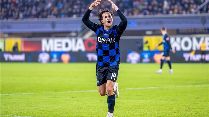 2:2 in Paderborn: Darmstadt verspielt 2:0-Führung Mika Baur brachte die Paderborner mit dem 1:2-Anschlusstreffer zurück ins Spiel.