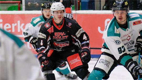 Mikko Kumin ist einer von derzeit nur vier einsatzbereiten Falken-Verteidigern. Im Halbfinale soll sich die personelle Lage verbessern.