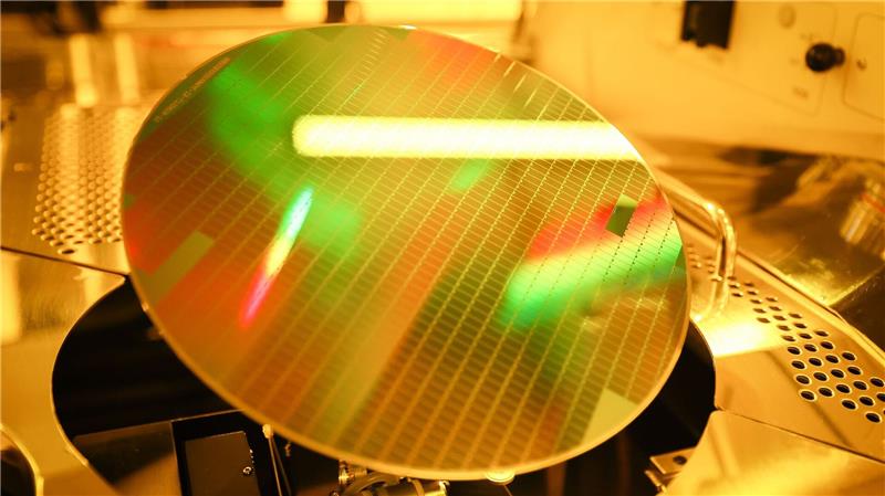 Mikrochips werden hauptsächlich aus Herstellerländern wie China oder Taiwan importiert. (Symbolbild)