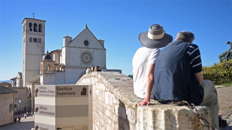 Millionen Besucher kommen jedes Jahr nach Assisi.