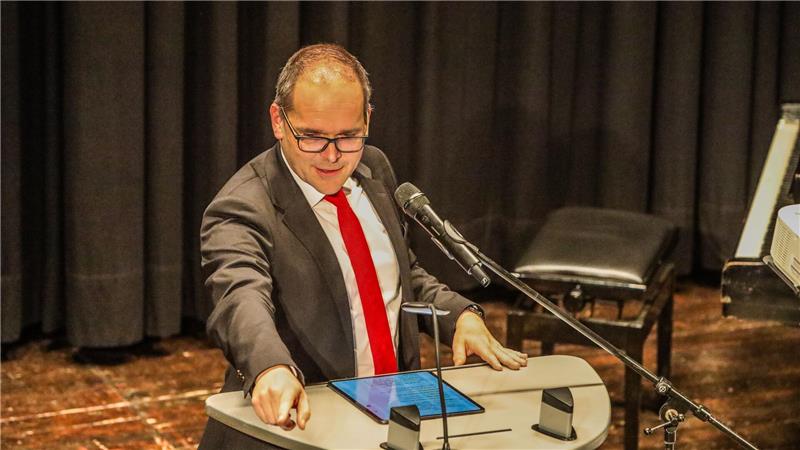 Minister Grant Hendrik Tonne findet Clausthal-Zellerfeld „nicht schlecht“ – für einen Niedersachsen aus seiner Sicht das größte Kompliment und die Steigerung von gut und besser.