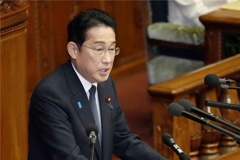 Ministerpräsident Fumio Kishida wird das Kabinett umbesetzen.