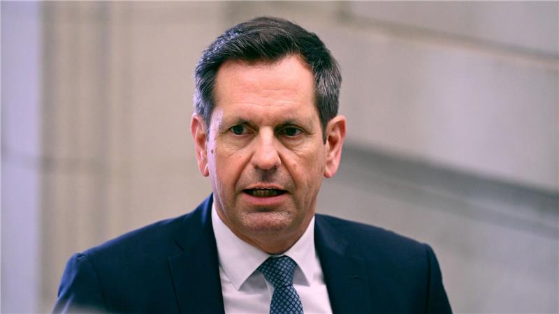 Ministerpräsident Lies dringt auf mehr Jugendschutz in sozialen Medien. 