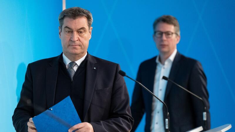 Ministerpräsident Markus Söder und Wissenschaftsminister Markus Blume verkündigten einen Neustart beim Münchener Musiksaal.