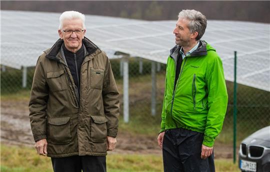Ministerpräsident Winfried Kretschmann (l) und Boris Palmer bei einem Treffen im April 2022.