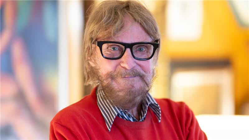 Mit 87-Jahren ist der Wahl-Wiesbadener geistig und körperlich fit - dabei hilft ihm auch der Sport. 