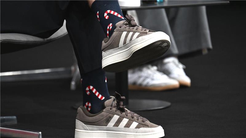Mit Zuckerstangen-Socken kam Nagelsmann zur Kaderpräsentation. 