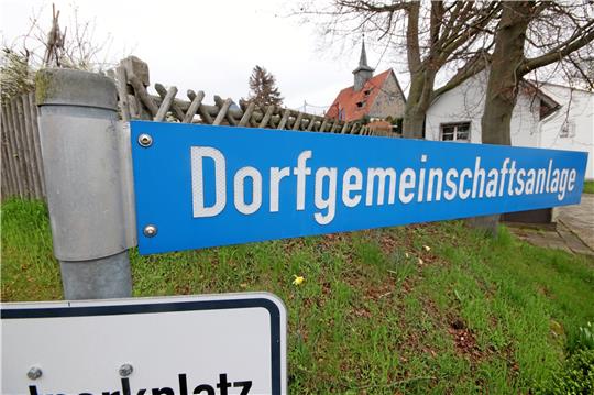 Mit dem Auslaufen der Bundesverordnung, die der Einsparung von Energie diente, können Bürger die Dorfgemeinschafsanlagen in der Gemeinde – so wie hier in Neuenkirchen – wieder nutzen. Foto: Gereke