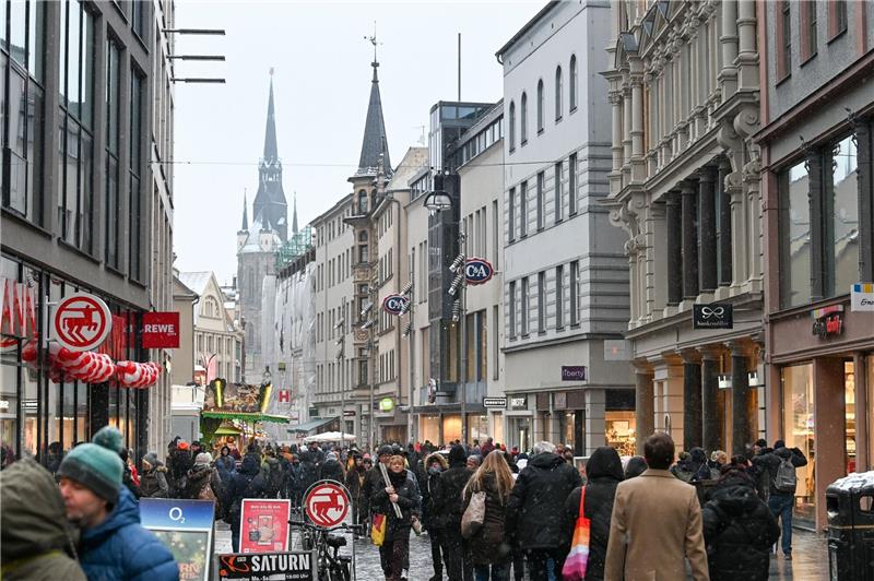 Sicht auf Einwanderung und Integration wird positiver Mit dem sogenannten Integrationsklima-Index wird die Sicht auf Einwanderung und Integration untersucht.