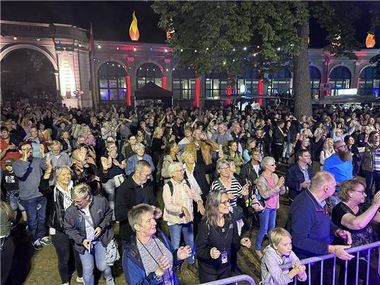 Mit der Open-Air-Summernight startet Bad Harzburg ins Salz- und Lichterfest-Wochenende. Fotos: Schlegel