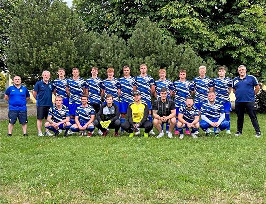 Mit einem fast unveränderten Kader nimmt die TSG Wildemann die Saison 23/24 in der Nordharzliga in Angriff. Trainer Frank Metzger ist zunächst dazu gezwungen, wegen einiger Ausfälle in der Defensive zu improvisieren. Foto: Privat