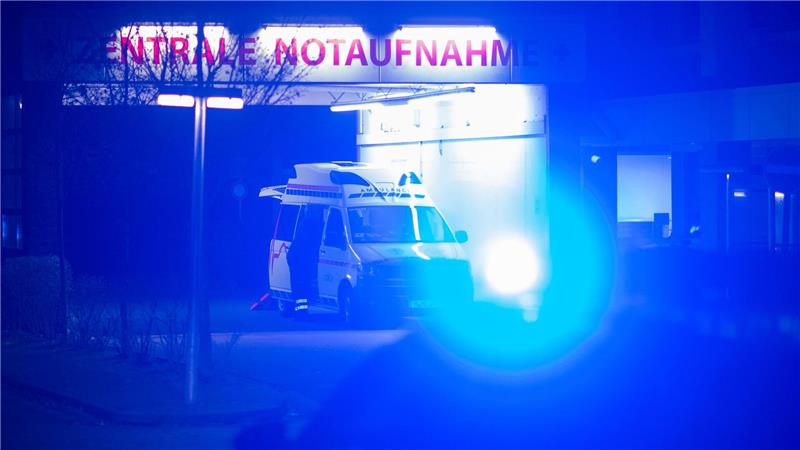 Mit einer Stichverletzung ist ein Mann in Hannover ins Krankenhaus gekommen. (Symbolbild)