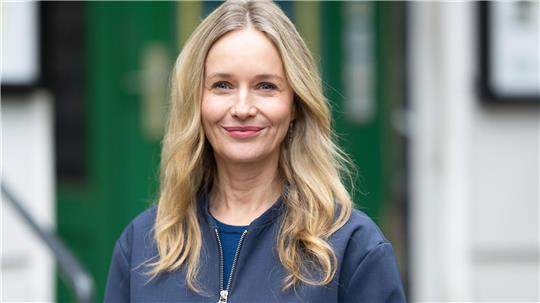 Stefanie Stappenbeck: Ich war in der DDR kein Kinderstar Mit elf hat sie den ersten Film gedreht: Stefanie Stappenbeck,.