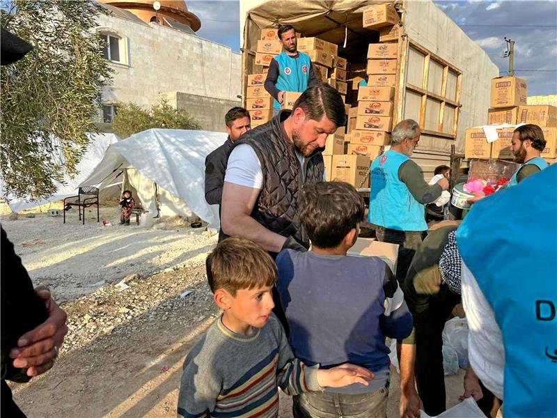 Erdbebenspenden aus Bad Harzburg in Syrien angekommen Mit fünf Lkw fahren die Helfer nach Syrien, um dort die Hilfsgüter an die Erdbebenopfer zu verteilen. Fotos: Privat