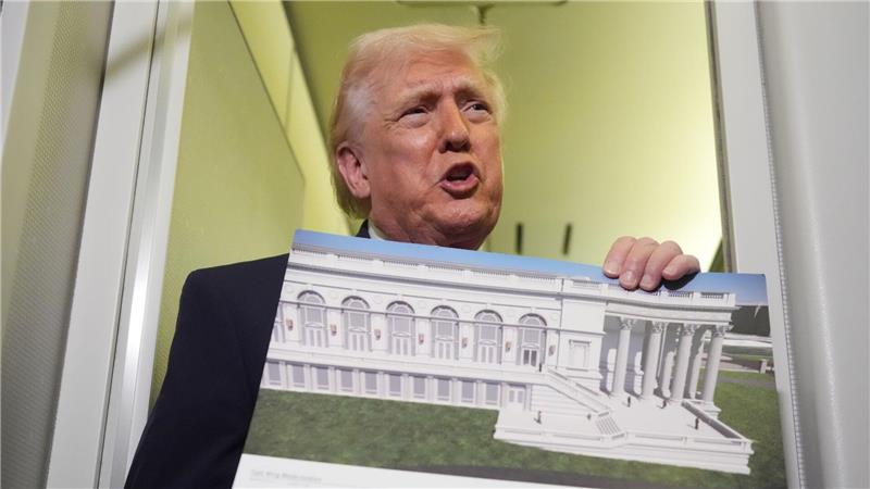 Mit kostspieligen Repräsentationsprojekten wie dem Ballsaal des Weißen Hauses und einem riesigen Triumphbogen knüpft Trump an das Verhalten früherer Könige an (Archivbild).