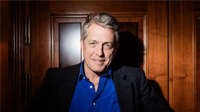 Mit seinem Hundeblick galt Hugh Grant früher als Frauenschwarm, so wie in der Romanze „Notting Hill“. (Archivbild)