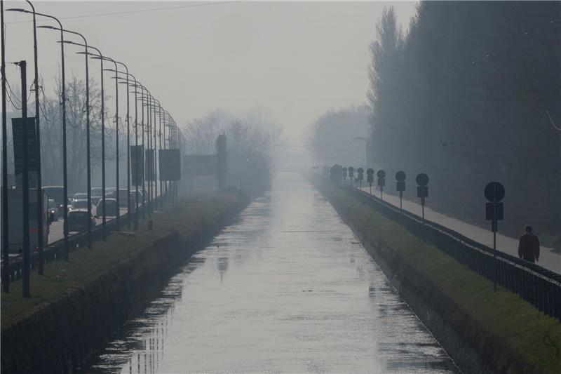 Smog-Alarm in Mailand - Region ergreift Maßnahmen Mit zahlreichen Maßnahmen versucht man in Mailand der schmutzigen Luft Herr zu werden.