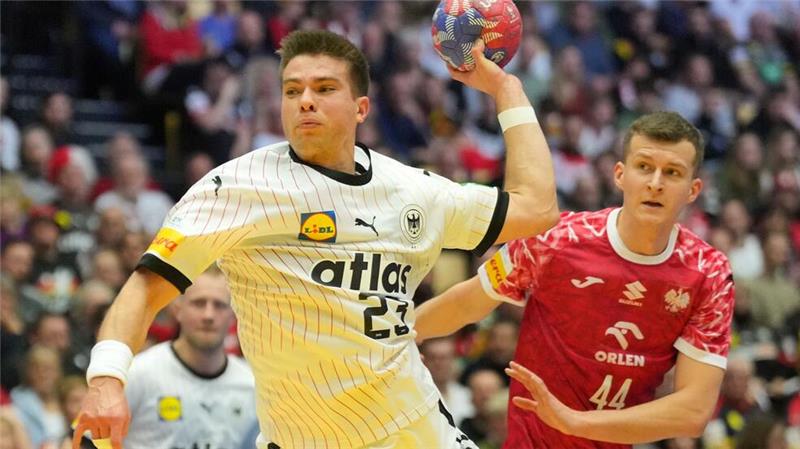 Knorrs Knie hält: DHB-Team wohl mit Top-Kader gegen Schweiz Mit zehn Toren war Renars Uscins gegen Polen bester Werfer.