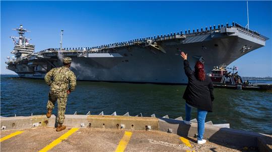 Mittlerweile werden drei US-Flugzeugträger in der Region eingesetzt. (Archivbild)
