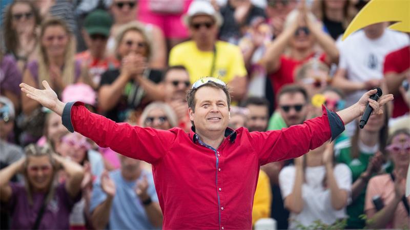 Mainz olé: Malle-„Fernsehgarten“ sorgt für Partystimmung „Mon Amour“ von Tobee versetzt das Publikum in Ekstase.