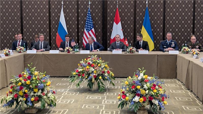 Moskau und Kiew tauschen nach Angaben des russischen Chefunterhändlers Wladimir Medinski Hunderte Kriegsgefangene im Rahmen von Vereinbarungen aus, die bei den jüngsten Verhandlungen in Genf erzielt wurden. (Archivbild)