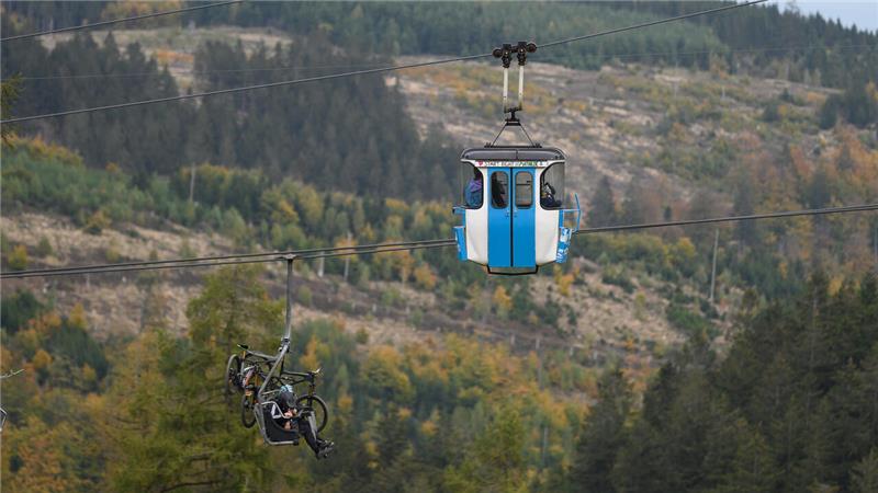 Hahnenkleer Tourismusverein hängt in der Luft Mountainbiker und Wanderer fahren auf den Hahnenkleer Bocksberg. Der Tourismusverein, der den Fremdenverkehr im Kurort fördert, hat derzeit keinen Vorstand.