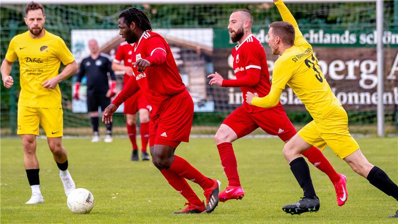 Tore am laufenden Band und ein Blitz-Hattrick Münchehof-Stürmer Talent Mabidi erzielte nach seiner Einwechselung einen Hattrick binnen sechs Minuten.