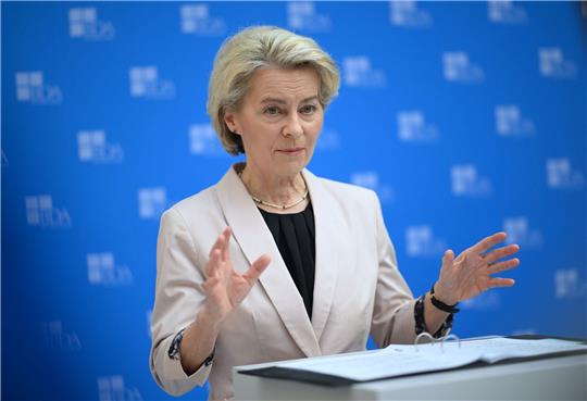 «Müssen schneller, digitaler, sauberer werden»: Ursula von der Leyen.