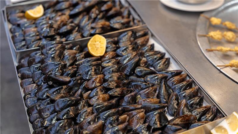 Tod von Hamburger Familie in Istanbul - Ermittler rätseln Muscheln sind in der Türkei oft mit Reis gefüllt.