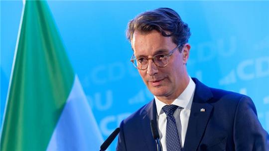 NRW-Landeschef Wüst verzichtet im kommenden Jahr auf eine Kanzlerkandidatur.